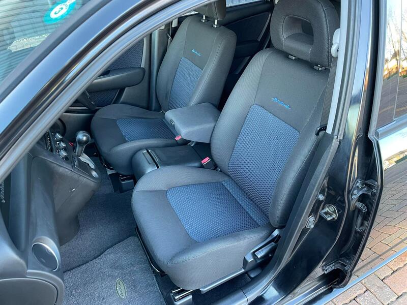 MITSUBISHI AIRTREK