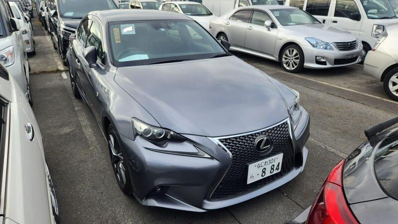 LEXUS IS