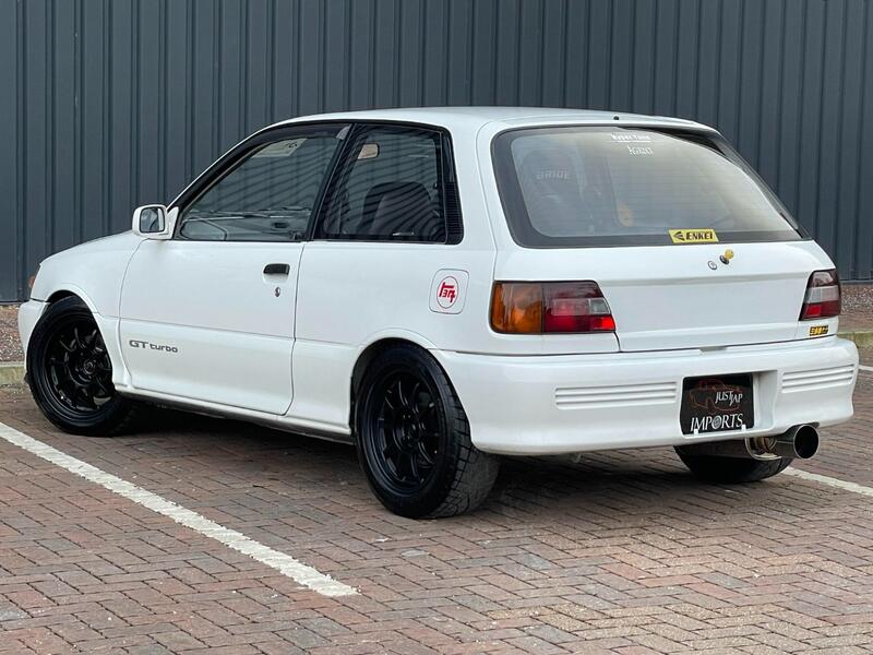 TOYOTA STARLET