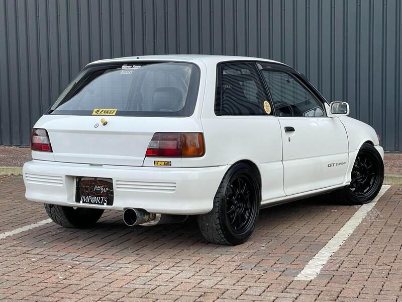 TOYOTA STARLET