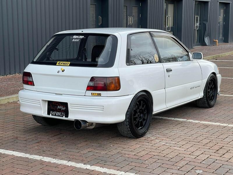 TOYOTA STARLET