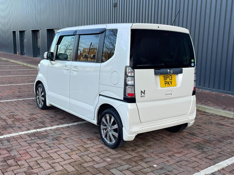 HONDA N-BOX