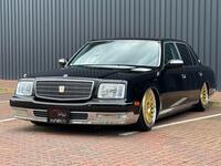 TOYOTA CENTURY