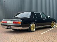 TOYOTA CENTURY