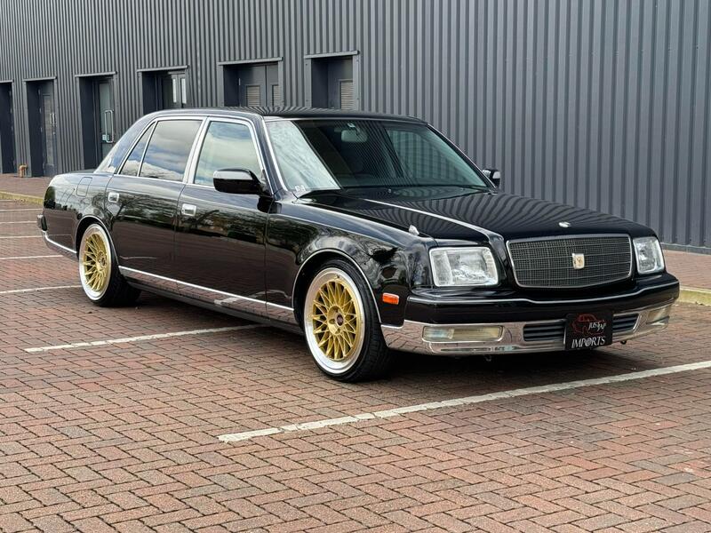 TOYOTA CENTURY