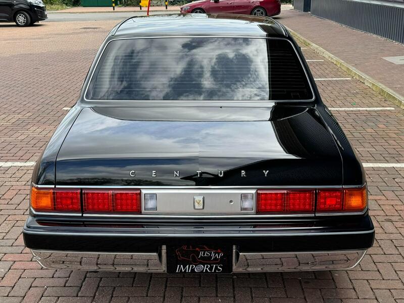 TOYOTA CENTURY