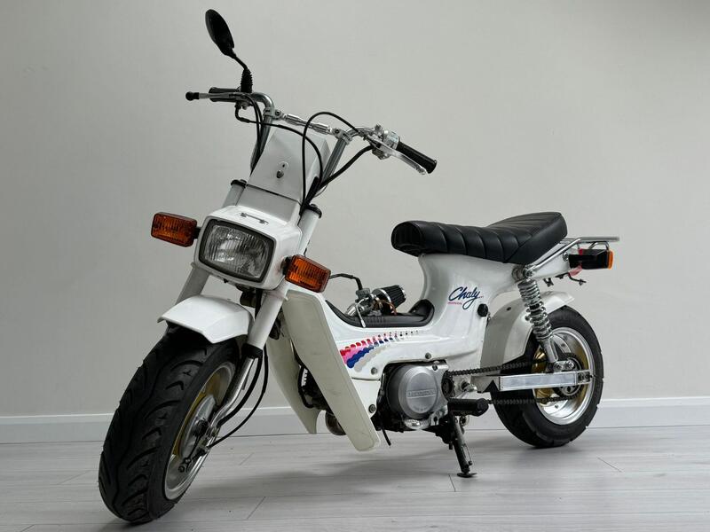 HONDA CHALY