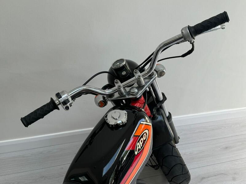 HONDA APE