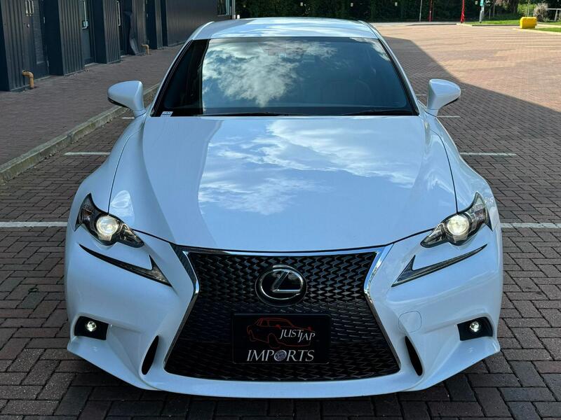 LEXUS IS