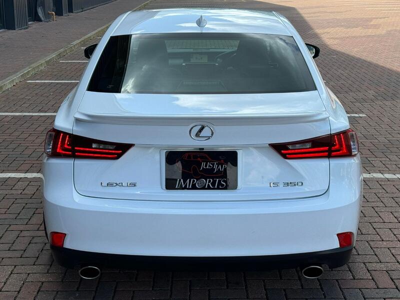 LEXUS IS