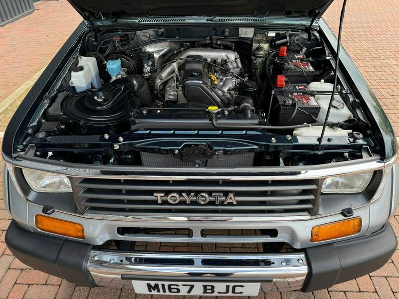 TOYOTA LAND CRUISER