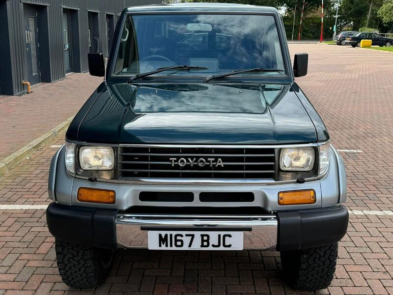TOYOTA LAND CRUISER
