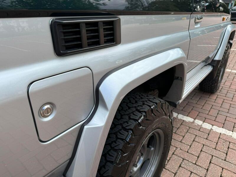 TOYOTA LAND CRUISER