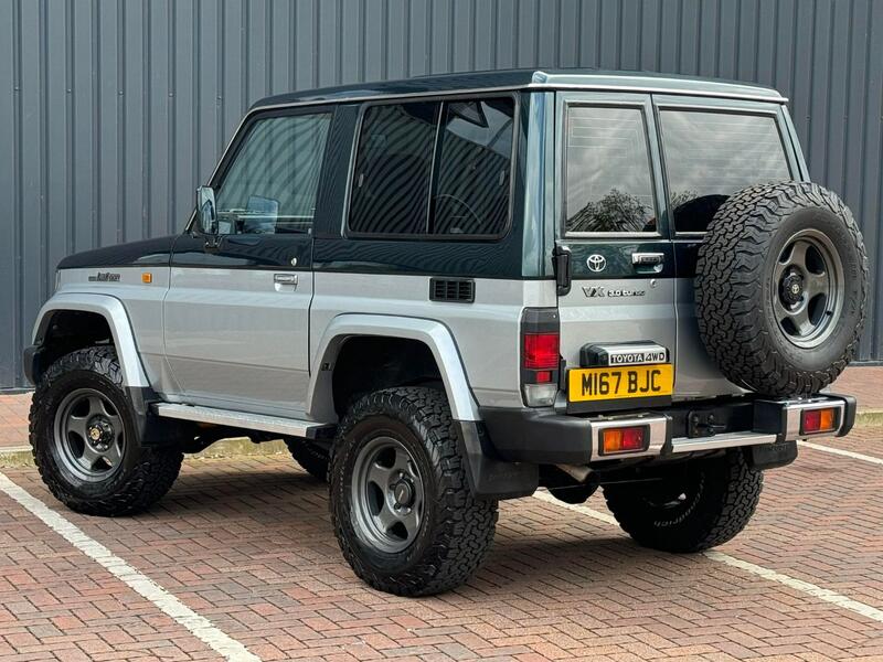 TOYOTA LAND CRUISER