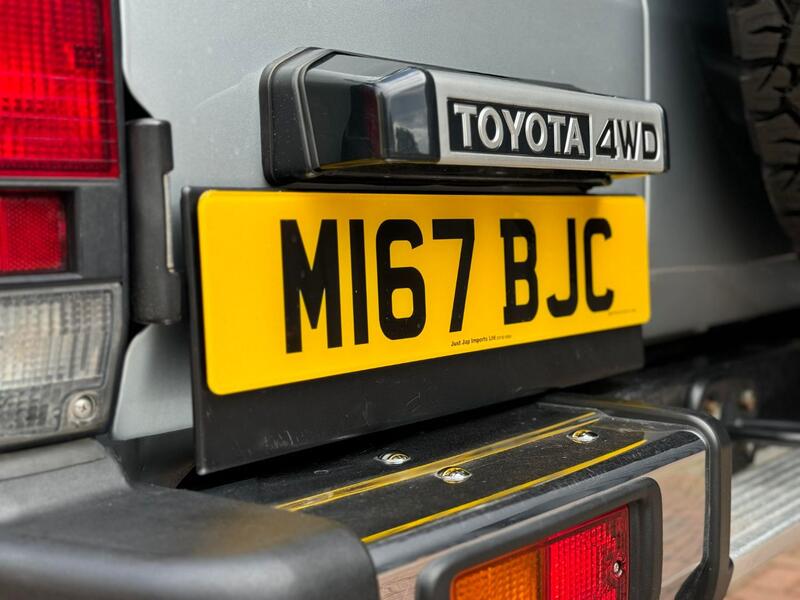 TOYOTA LAND CRUISER