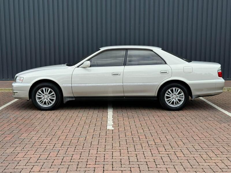 TOYOTA CHASER
