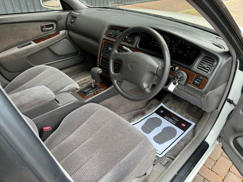 TOYOTA CHASER