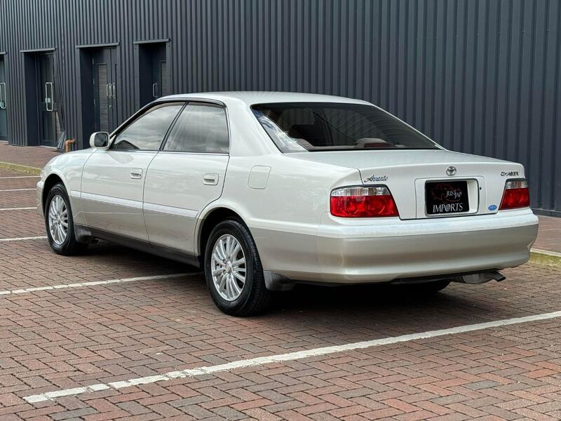 TOYOTA CHASER