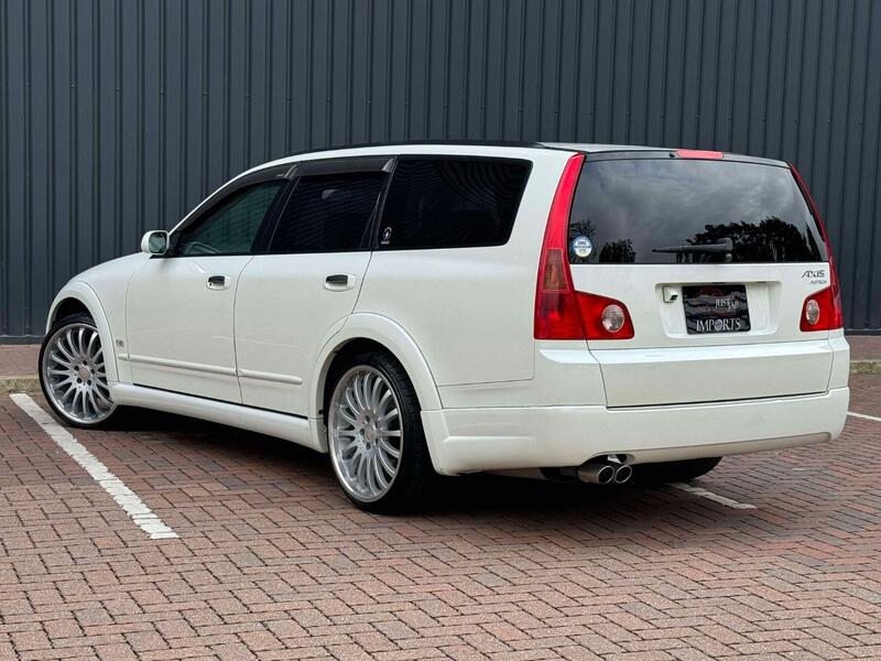 NISSAN STAGEA