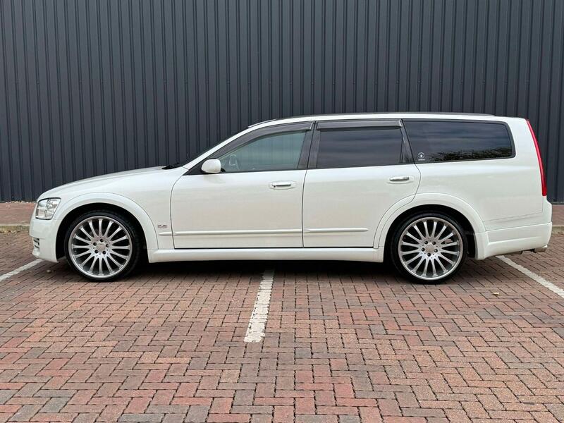 NISSAN STAGEA