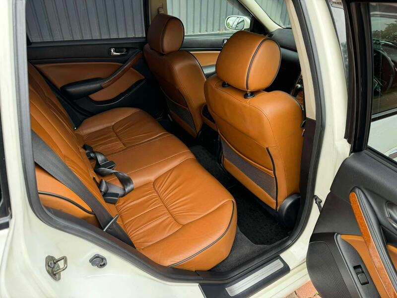 NISSAN STAGEA