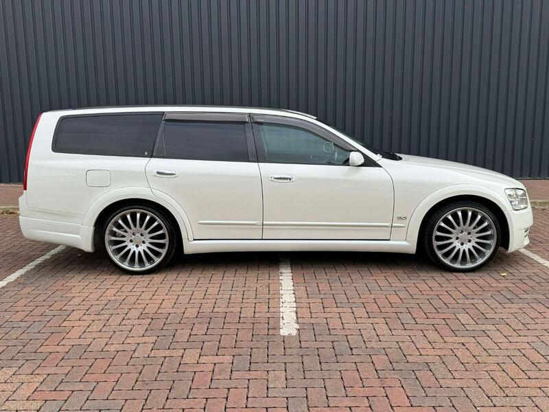 NISSAN STAGEA