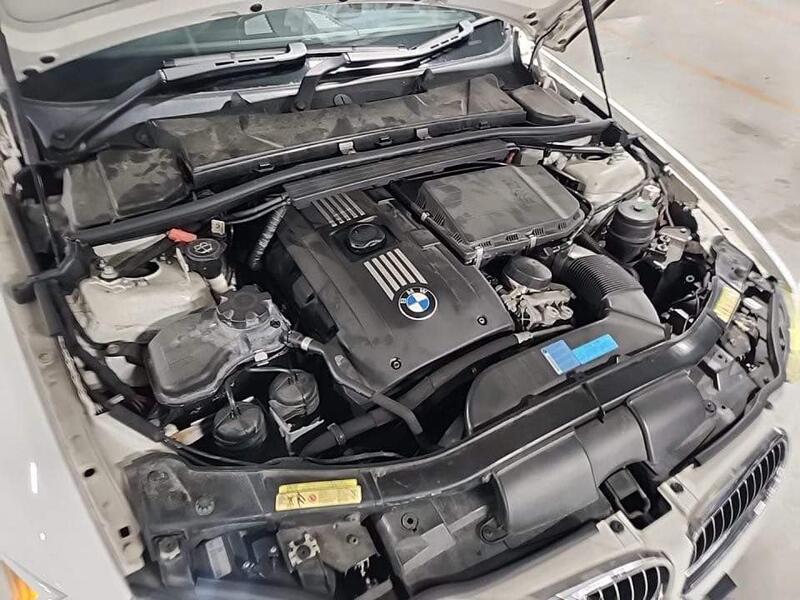BMW 3 SERIES