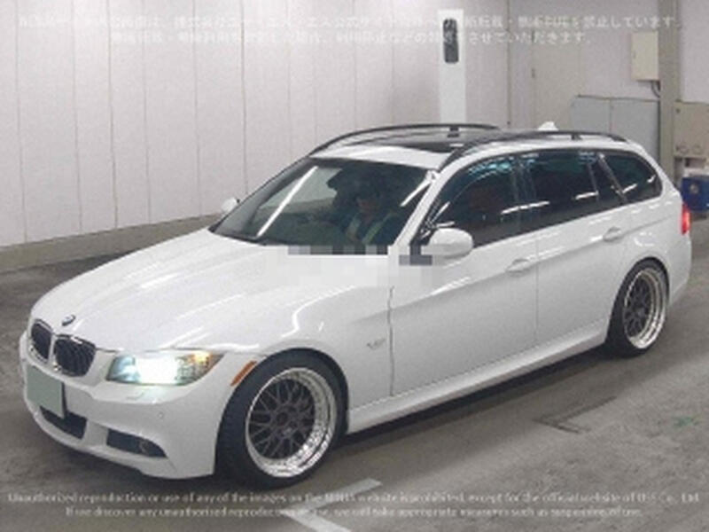 BMW 3 SERIES