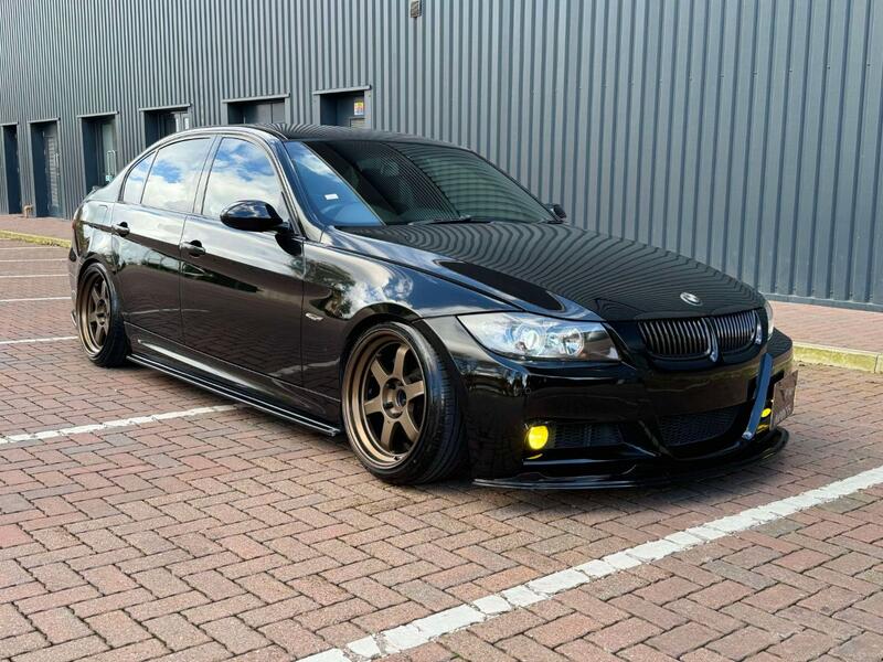 BMW 3 SERIES