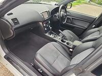 SUBARU LEGACY