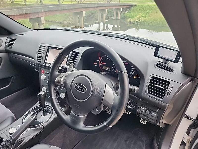 SUBARU LEGACY