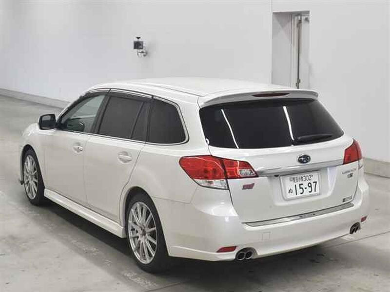 SUBARU LEGACY