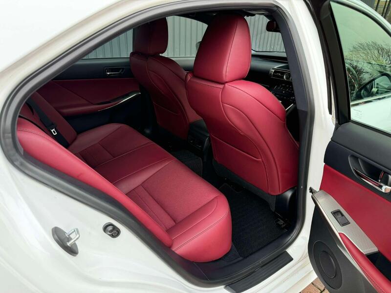 LEXUS IS