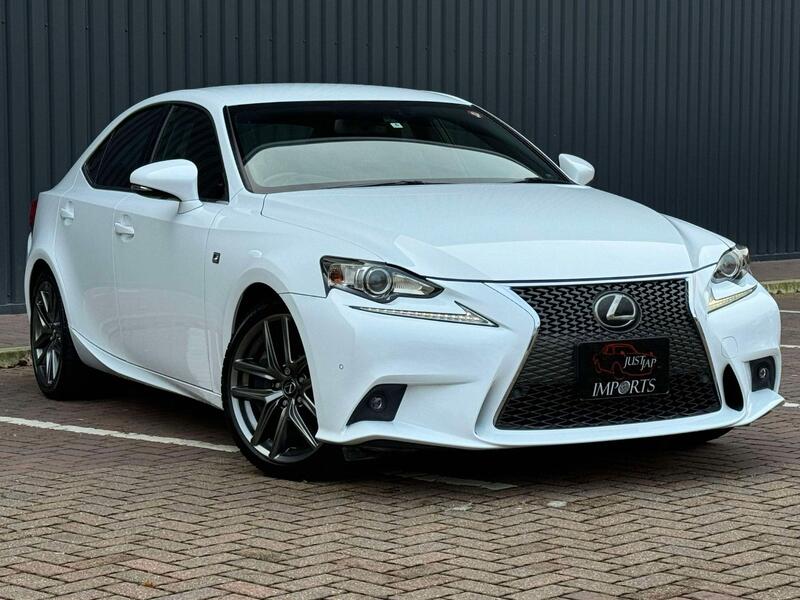 LEXUS IS