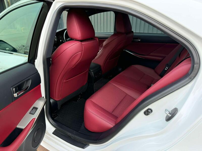 LEXUS IS