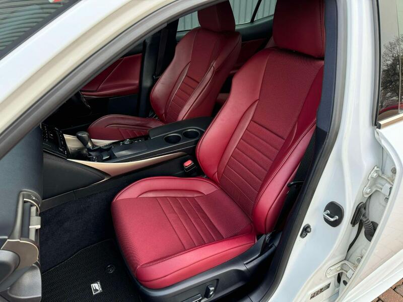 LEXUS IS