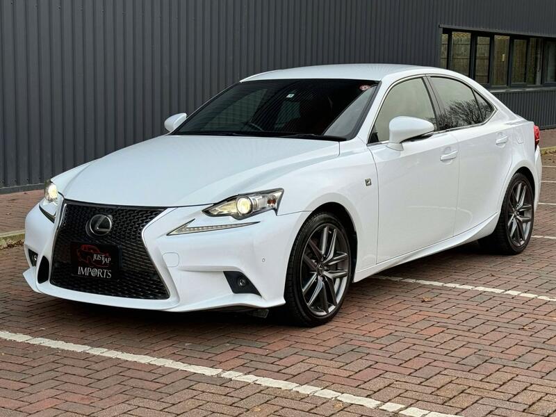 LEXUS IS
