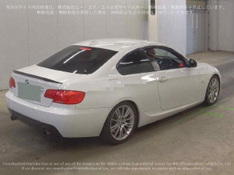 BMW 3 SERIES
