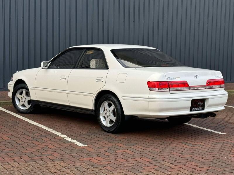 TOYOTA MARK II