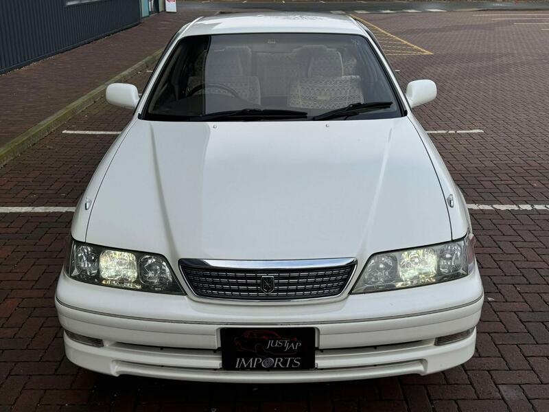 TOYOTA MARK II