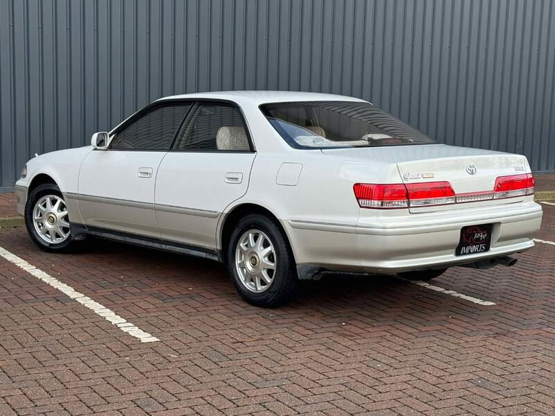 TOYOTA MARK II