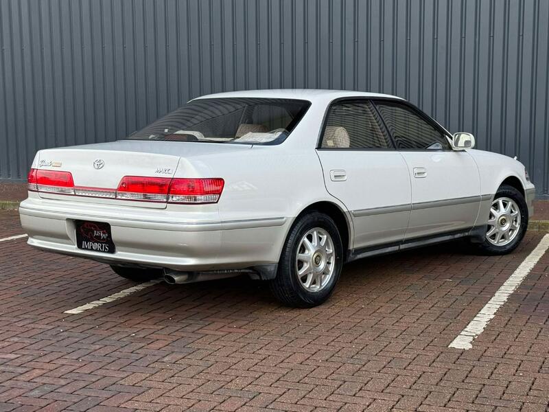 TOYOTA MARK II