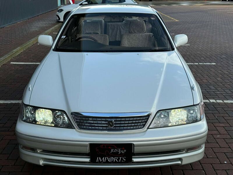 TOYOTA MARK II