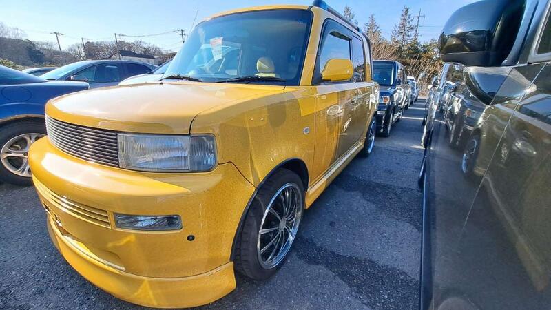 TOYOTA BB