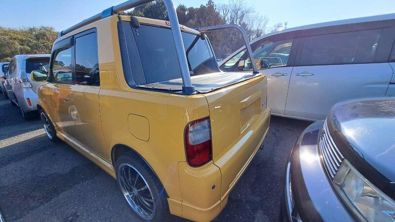 TOYOTA BB