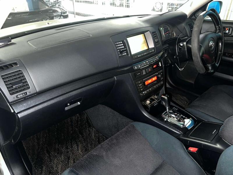 TOYOTA MARK II