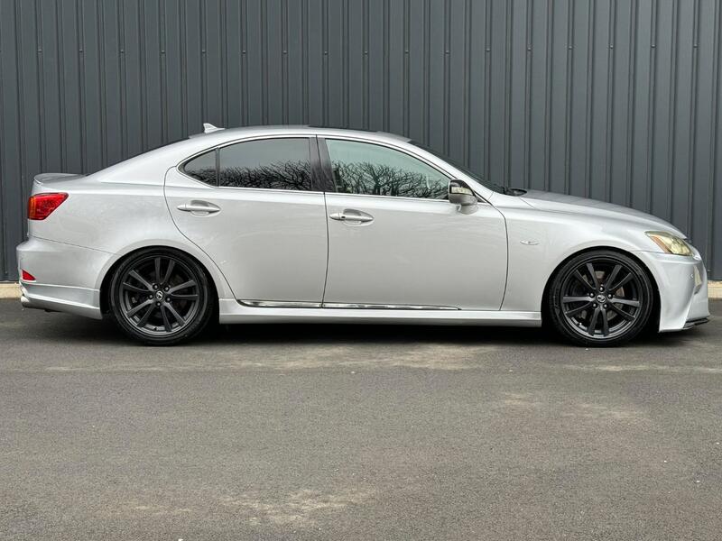 LEXUS IS