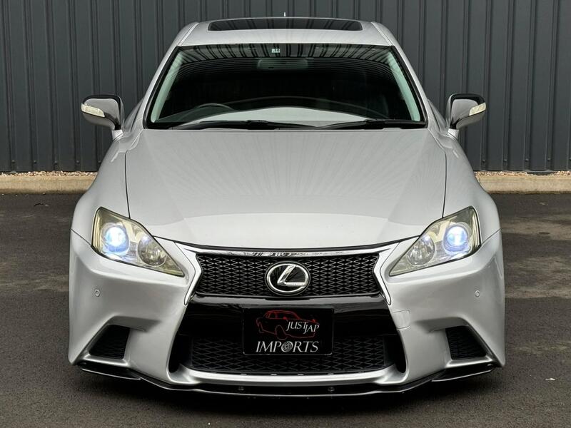 LEXUS IS