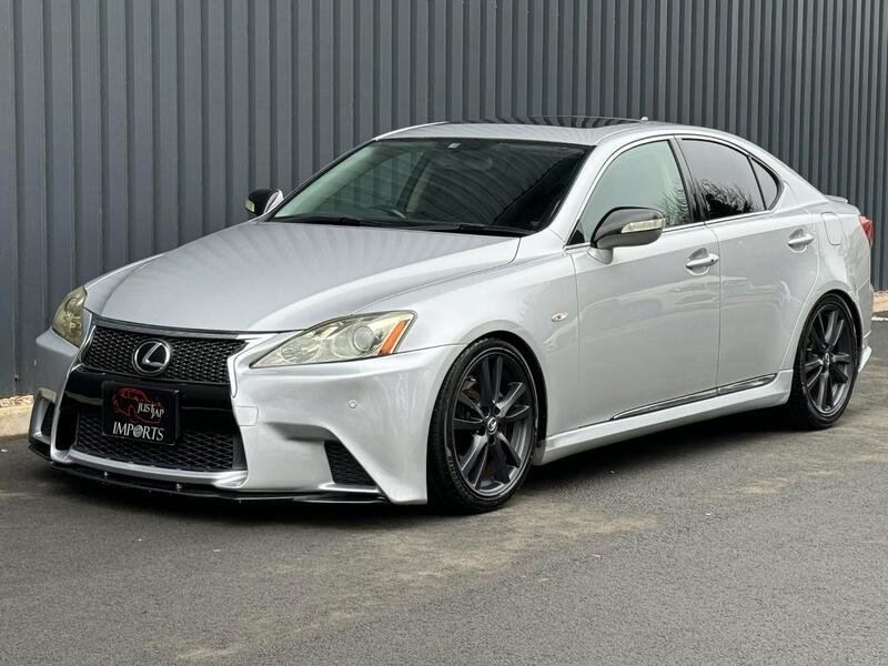 LEXUS IS