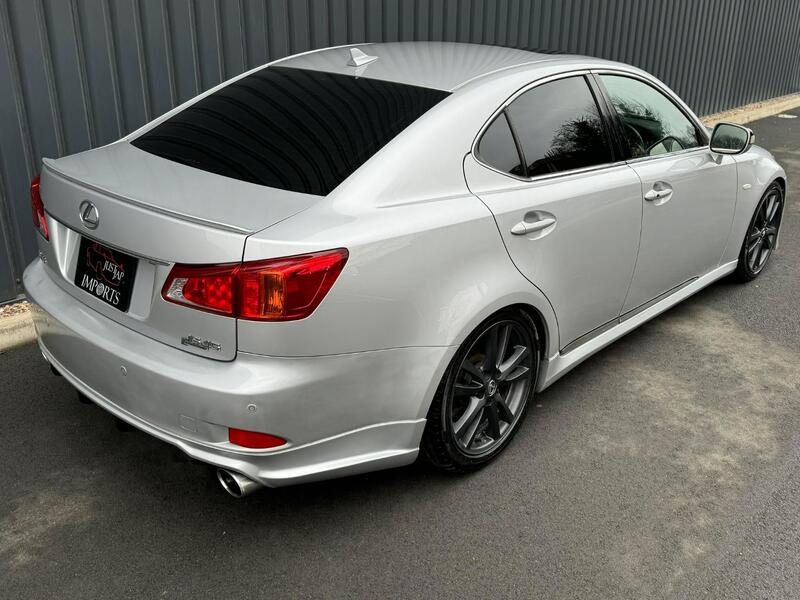 LEXUS IS